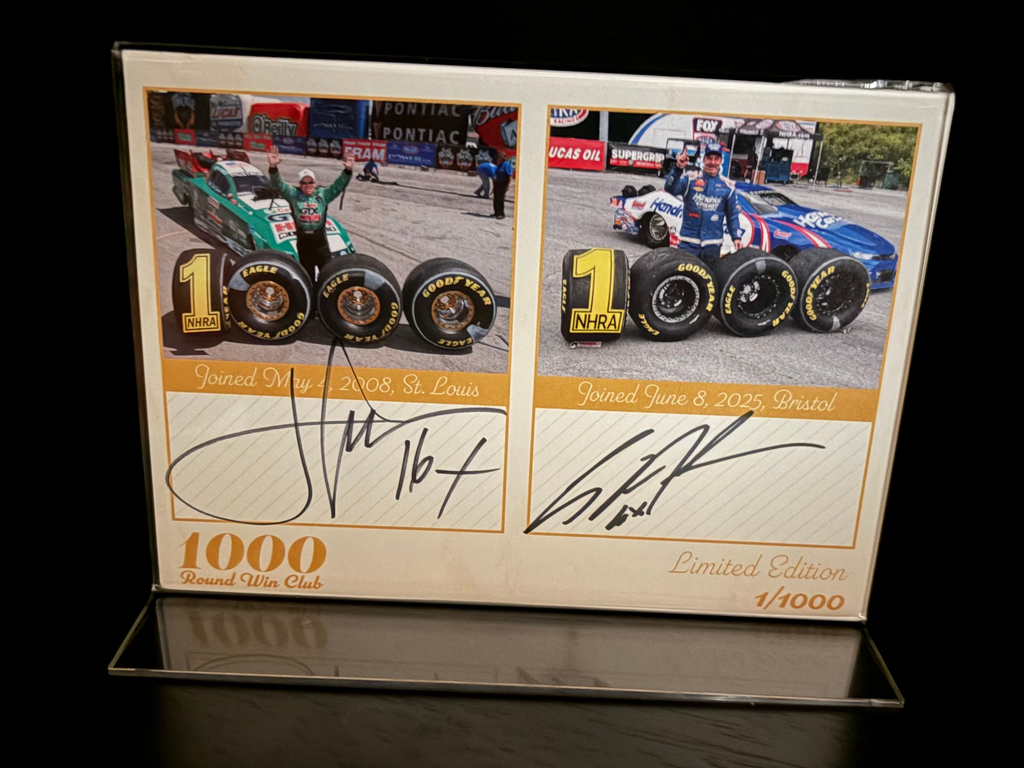 1000 Round Win Club Autograph Collectible